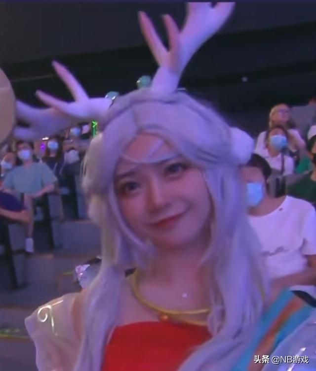 王者荣耀KPL线下活动:瑶妹妹美女Coser惊艳众人!