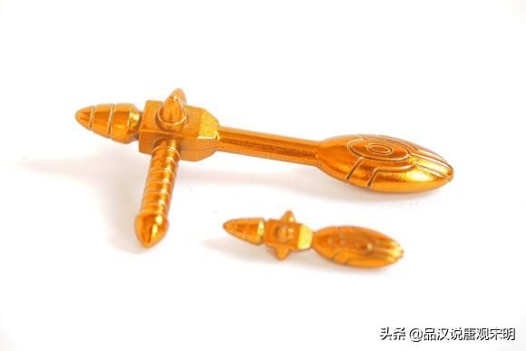 圣斗士武器全解析：圣剑、神枪、锁链揭秘