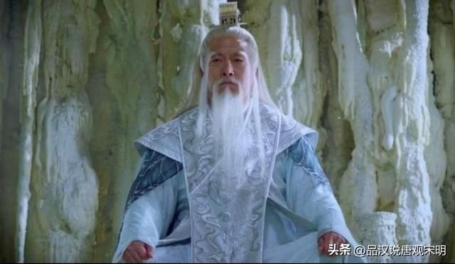 封神演义：五神秘人物实力超越十二金仙，其身世无人知晓。