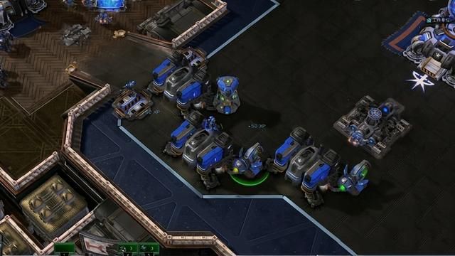 为何虫族玩家不选择人族?关键在于无法充分利用虫海战术