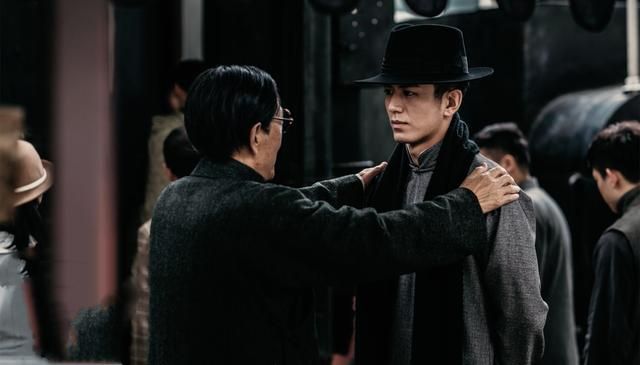 《隐形守护者》:五重身份真实原型,绝不输给游戏