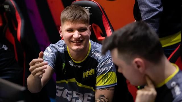 主办方放低下身段,彻底无视色诱,举办史上最离谱的CS电竞比赛