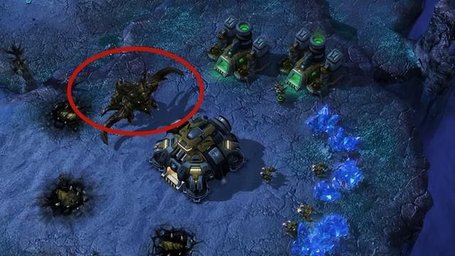 《不用科技树,低造价充场面! 星际争霸中最强虫族兵种》