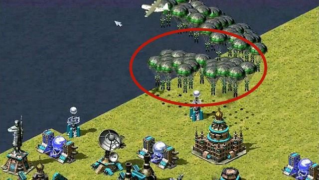 《红警》噩梦般的防空履带车给玩家造成了怎样的困扰？