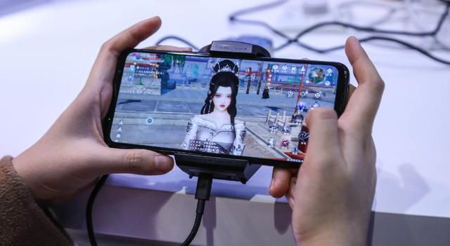 给二游玩家上点强度，剑网3无界试玩人山人海，成最期待“新游”