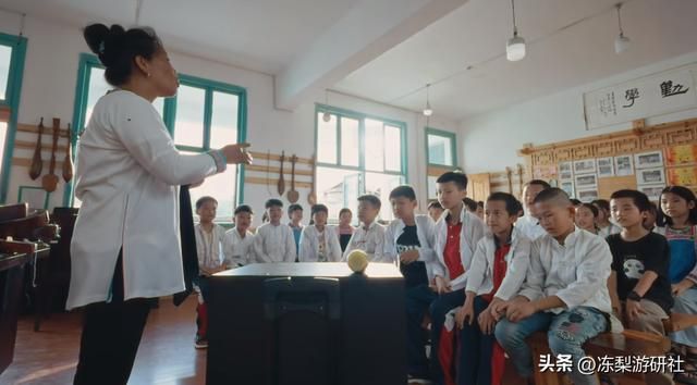 这些参与到米哈游“薪火公益计划”的孩子们,正在用歌声传递爱