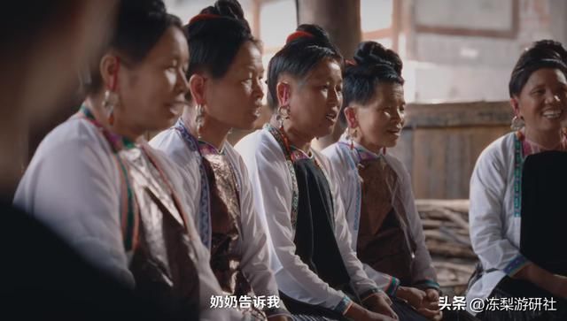 这些参与到米哈游“薪火公益计划”的孩子们,正在用歌声传递爱