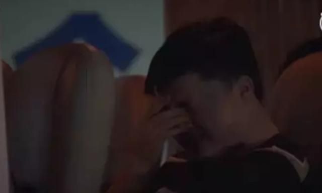 UZI最后的泪水，同时也是一代人青春的终点