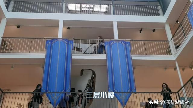法国惊现占地三层展厅，摆满枫丹原画和巨型周边，该国人羡慕了？