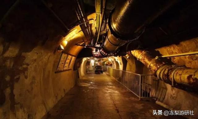 原神：官方新增的枫丹设定！复杂下水道，监牢铁窗泪