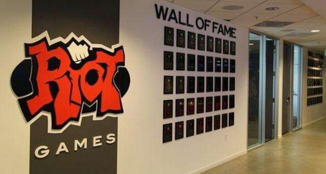 拳头遭国外女权斥责：使用女性脸设计新英雄，这是“讨好”男玩家