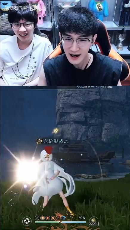 KFC“乌鸡全家桶”上线第一天爆了，网友：太黑了，看着熏眼睛