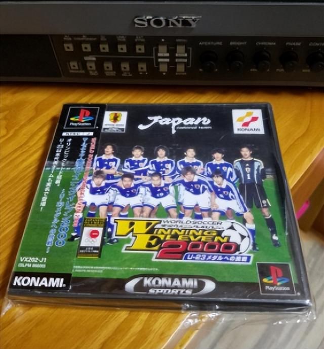 知名足球教练23年前在实况2000的实力如何?顶级球员变拉胯教练