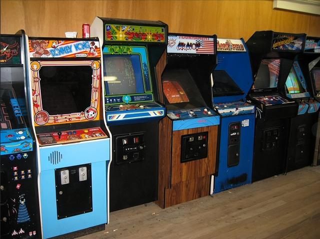 热门街机游戏必定会有“绰号”，当年你在街机厅都听过哪些？