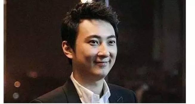 万达二公子是谁的儿子知乎,万达二公子照片