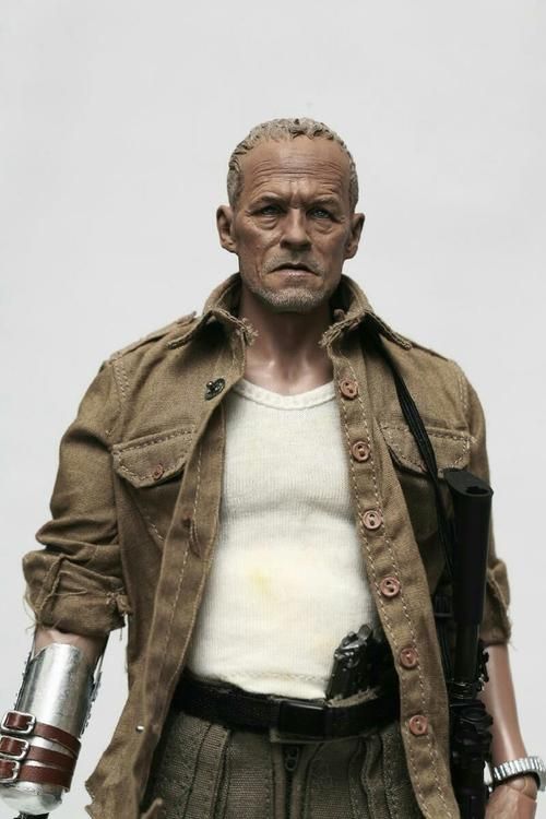 行尸走肉莫尔为什么放了黑妹，行尸走肉莫尔的弟弟