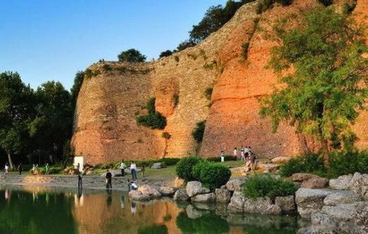 石头城是对我国哪座城市的美称( ),石头城是对我国什么市的别称