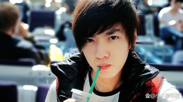 吴亦凡原名李嘉桓1号出生，吴亦凡原名李嘉恒英文名叫什么