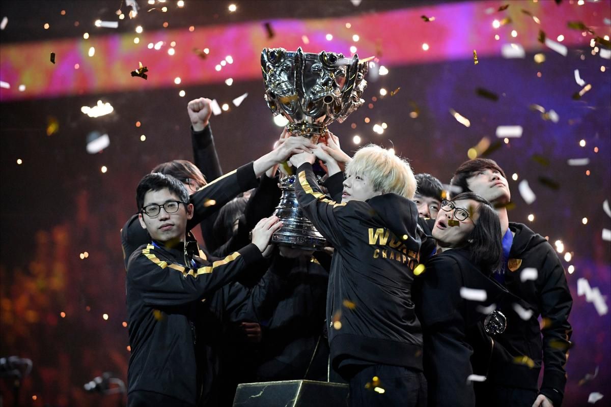 英雄联盟s赛历届冠军亚军，英雄联盟s赛历届冠军皮肤 百度百科