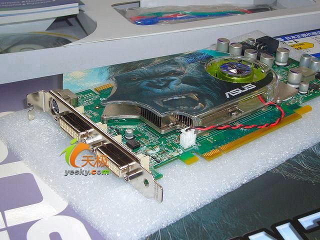 gtx7900，gtx790显卡相当于