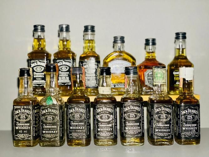 jackdaniels是什么酒，jack的中文翻译