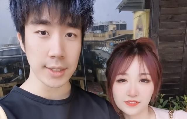 骚男七七离婚真相大揭秘 网友热议不断