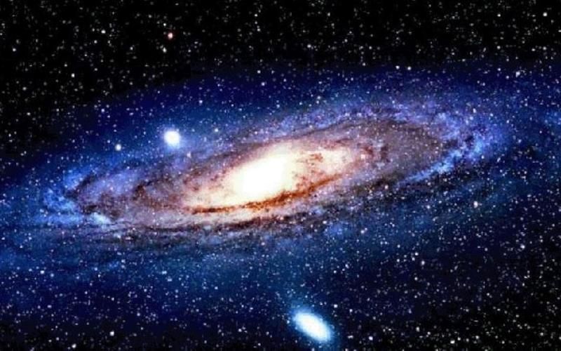 银河帝国论坛:历史背景与游戏设计