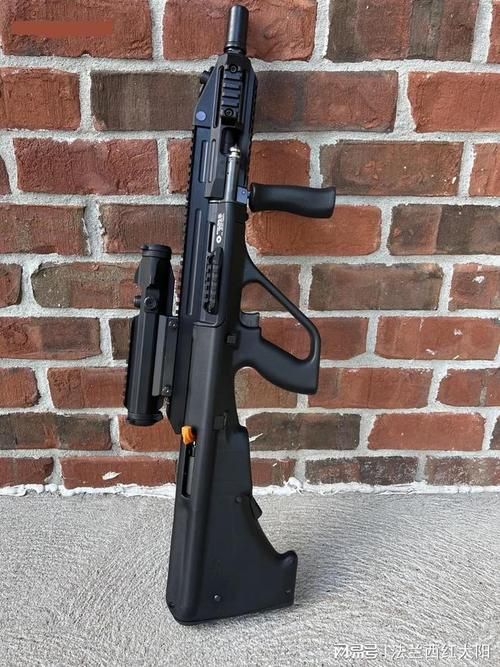 AUG A3实战表现如何?深度解析其优缺点