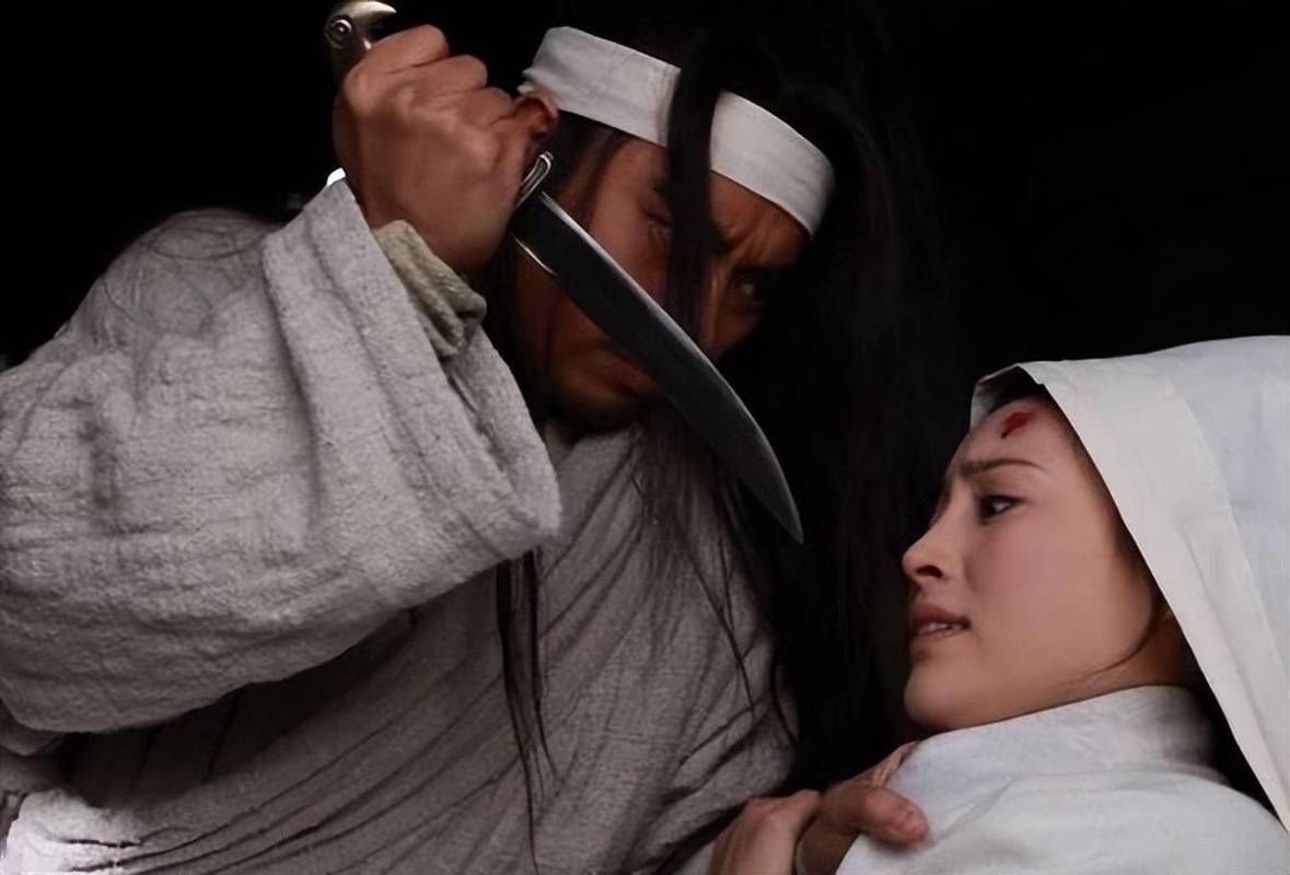 武松撕开潘金莲的衣服,一段令人震惊的复仇故事