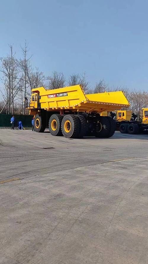 采矿大卡车2最新版本下载：体验更流畅的游戏