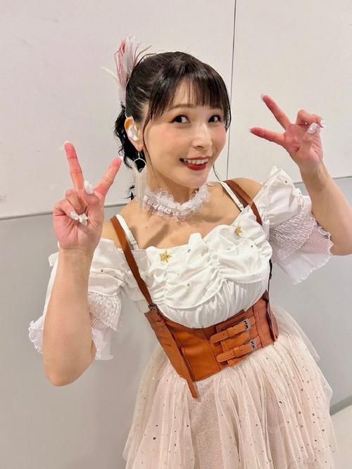 深度分析：新田惠海下海事件背后的真相及社会影响