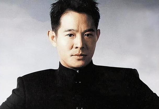 回顾经典：李连杰方世玉的精彩瞬间