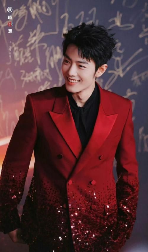 肖战工作室微博最新动态：宜昌夜景美翻了！