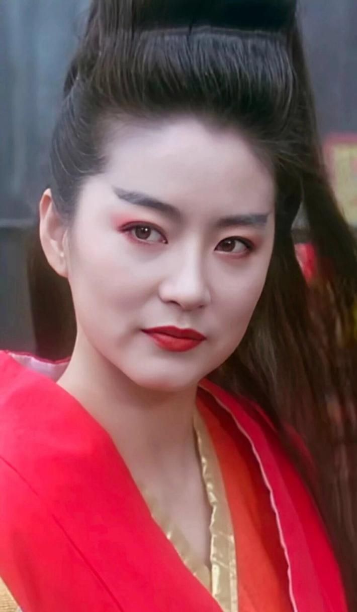 读东方不败之唯一东方：探秘冷酷杀手的心动