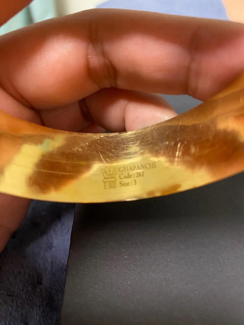 22K黄金打造!土豪专属黄金厕纸测评