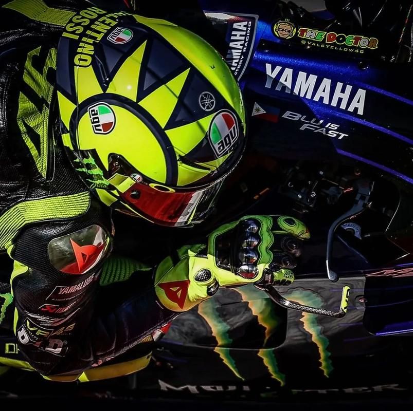 那些惊艳时光的摩托罗拉旋转手机:经典机型深度回顾