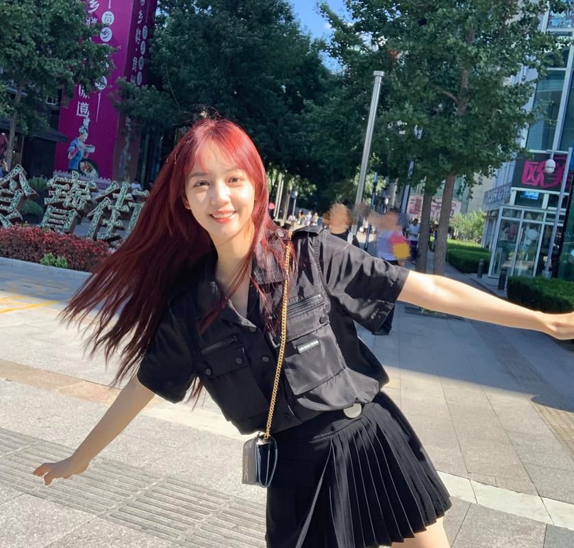 吴亦凡女朋友是谁？那些令人难以置信的恋情传闻