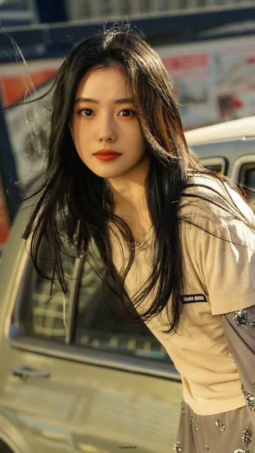 想了解刘浩存?这里有你最想知道的百科信息和八卦趣闻