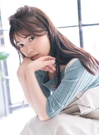 实力派声优石原夏织：她的配音生涯与个人发展之路