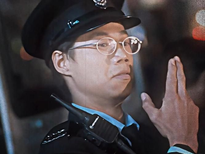枪神：绝世枪技，警匪较量，一段刻骨铭心的爱情