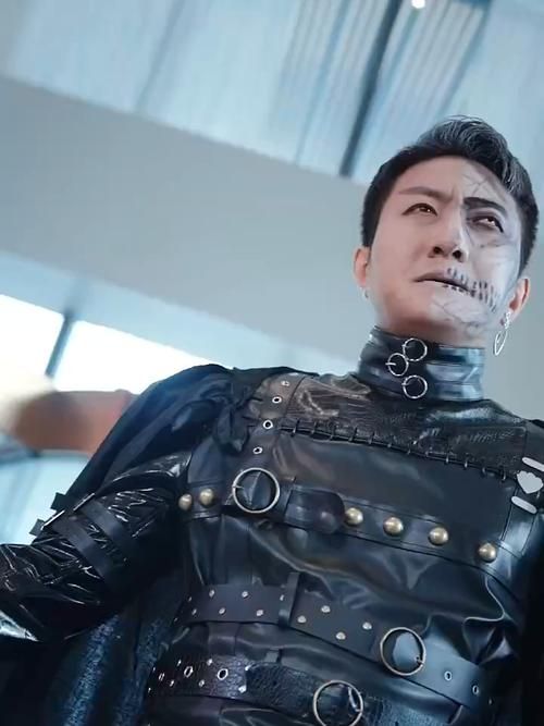 枪神：绝世枪技，警匪较量，一段刻骨铭心的爱情