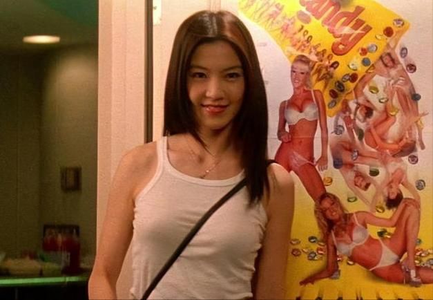 玉女变欲女：娱乐圈的残酷现实与无奈