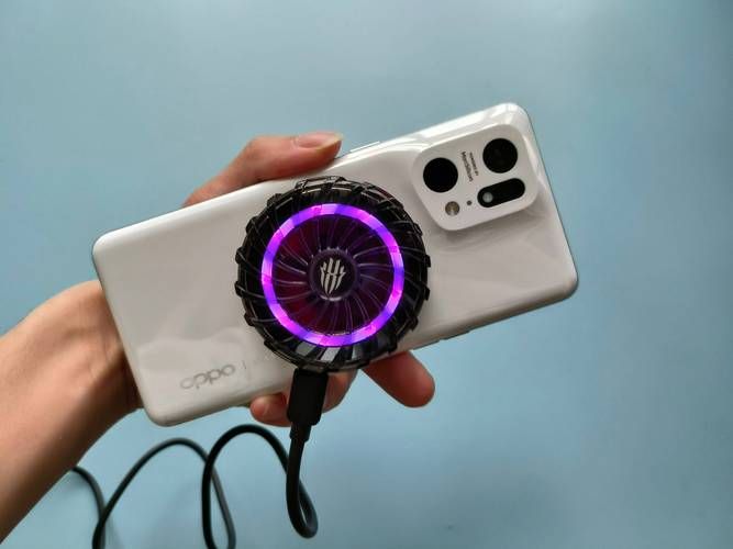 玩游戏本太烫了怎么办？加个散热器有用吗？