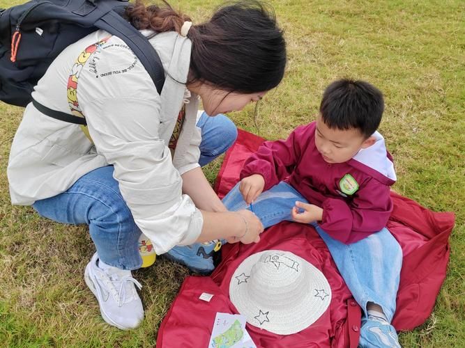 秋游不知道玩什么?这些亲子游戏让氛围更融洽!