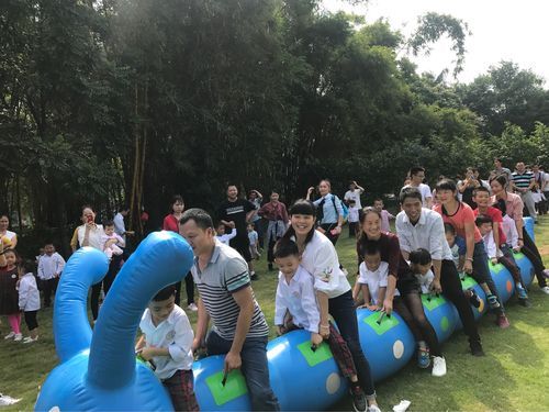 秋游不知道玩什么?这些亲子游戏让氛围更融洽!