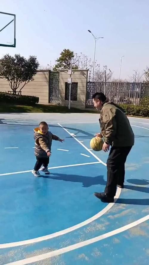 篮球幼儿游戏怎么玩？这些亲子篮球游戏超好玩！