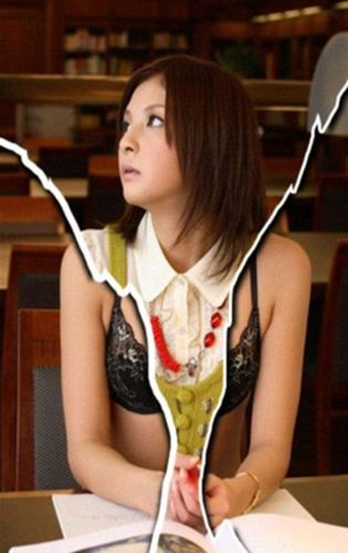 美女撕衣游戏下载：免费畅玩！感受指尖上的激情！