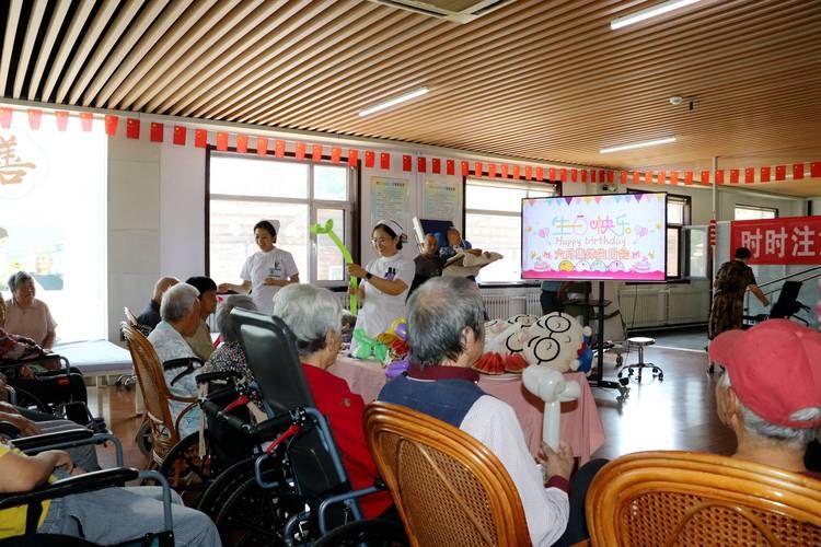 老年人玩什么集体活动游戏好？这篇推荐给你！