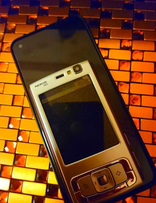 诺基亚老游戏大全：找回童年，经典手机游戏盘点！