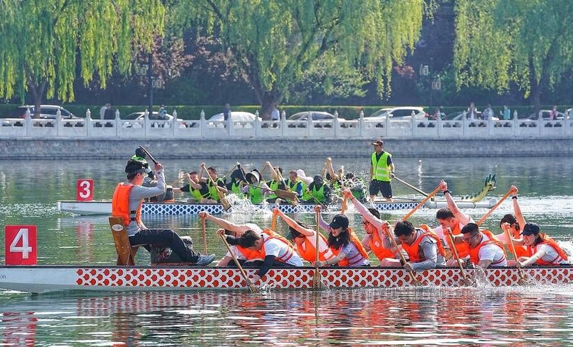 赛龙舟游戏攻略大全,教你如何划得更快更远!